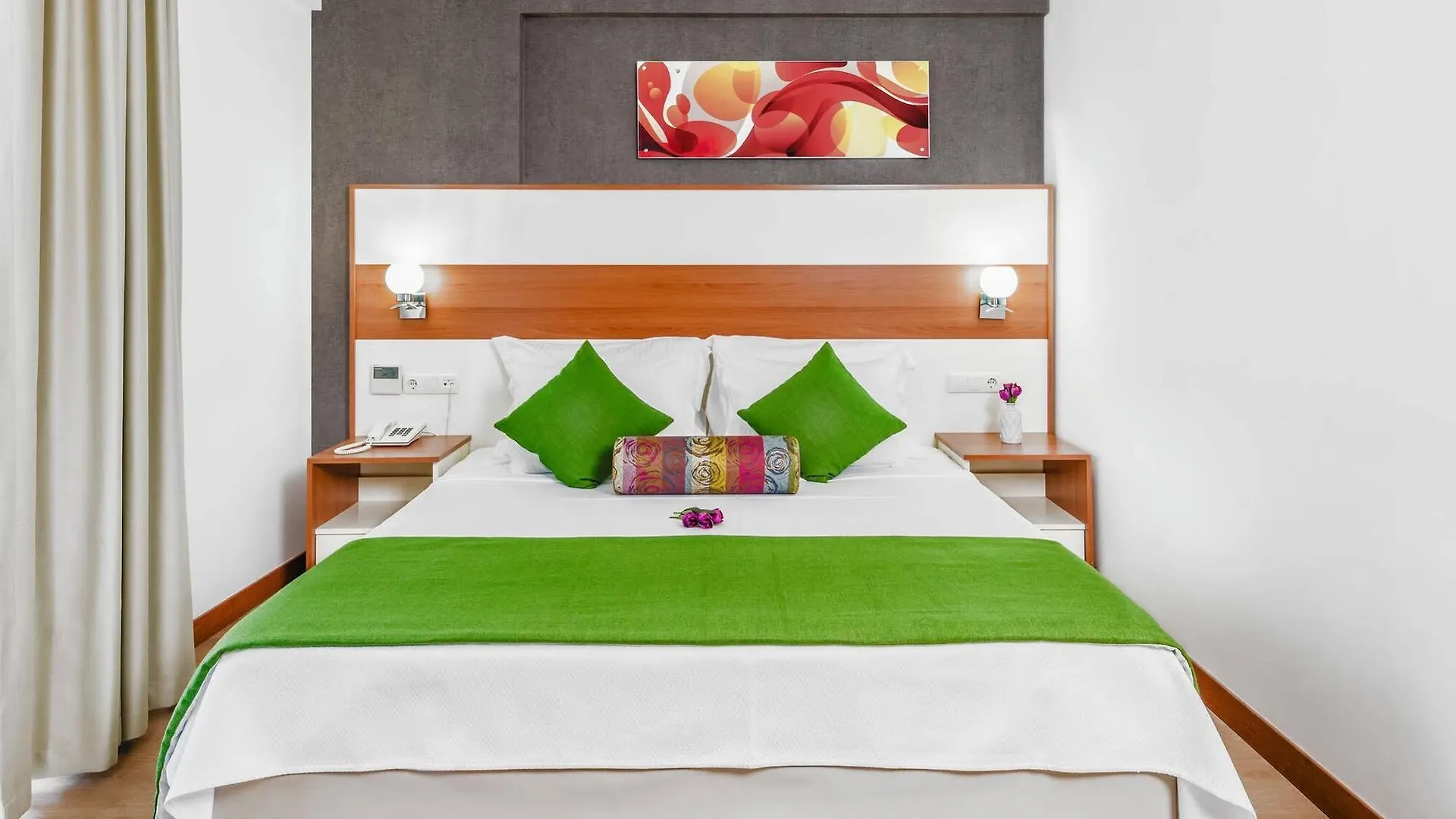 Ege Tulip Cesme Hotel